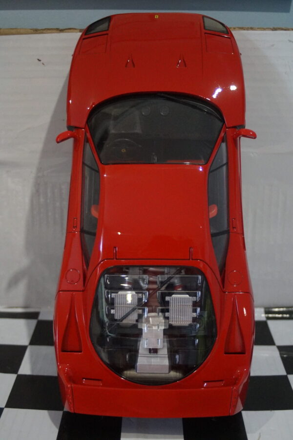 Norev ferrari f40 1987 1:12 scale ref 127900 (original version)