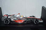 Minichamps mclaren mercedes mp4-28 j.button f1 2013 530 131805 1:18