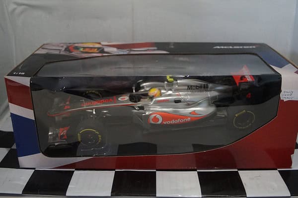 Minichamps mclaren mercedes l.hamilton f1 2012 showcar 533 121874 1:18