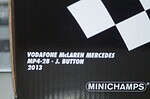Minichamps mclaren mercedes mp4-28 j.button f1 2013 530 131805 1:18