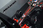 Minichamps mclaren mercedes mp4-25 j.button f1 2010 530 101801 1:18