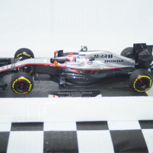 Minichamps mclaren honda mp4-30 j.button 2015 537 151822 1:18
