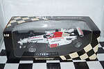 Minichamps b.a.r honda 005 j.button 100 030017 1:18