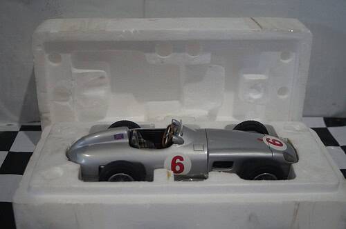 Cmc / solitair mercedes benz w196 #6 silver 11:18 diecast m-020