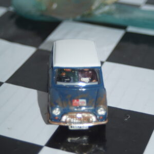 Vanguards mini cooper racing diorama rd2001 1:43 scale