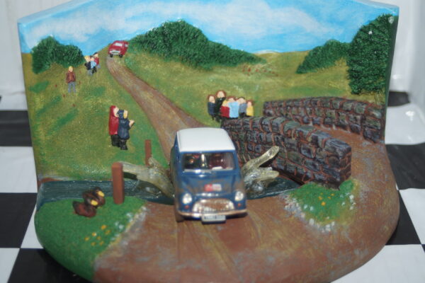 Vanguards mini cooper racing diorama rd2001 1:43 scale