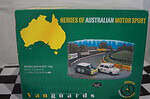 Vanguards bathurst 1966 2 x mini cooper diorama rd4002 1:43 scale