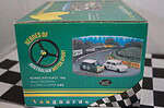 Vanguards bathurst 1966 2 x mini cooper diorama rd4002 1:43 scale