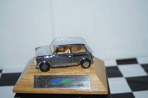 Corgi (based) austin rover mini 30 1959-1989 1:36 (approx)