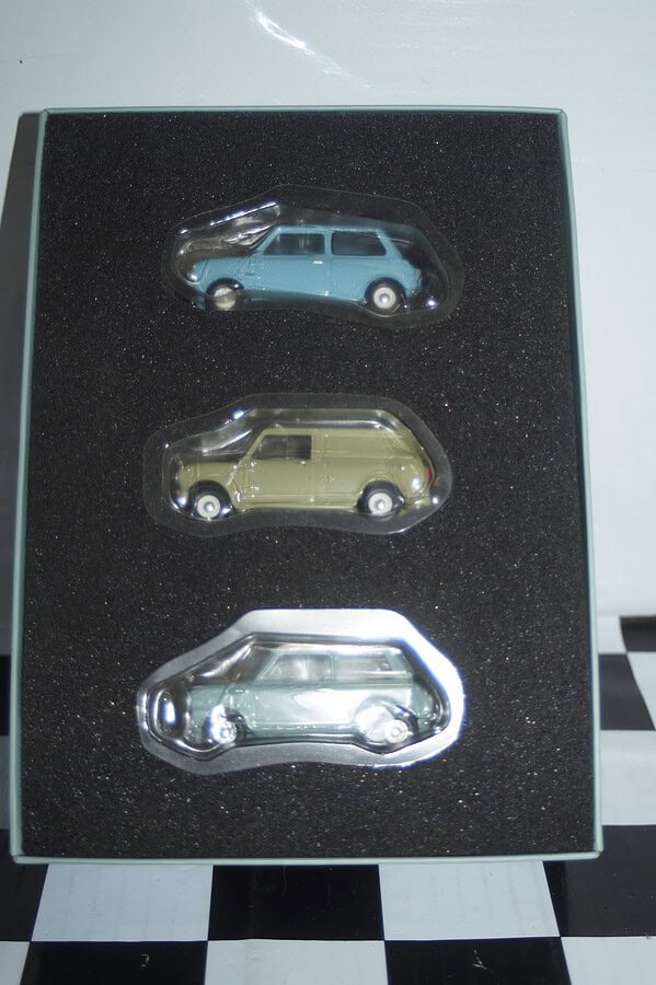 Vanguards austin / morris mini 50th anniversary 3 piece set mi2003 1:43