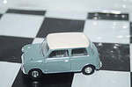 Vanguards austin / morris mini 50th anniversary 3 piece set mi2003 1:43