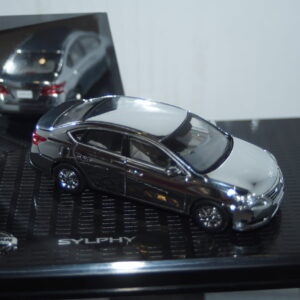 J collection nissan sylphy (nissan dealer boxed) in chrome 02158 1:43