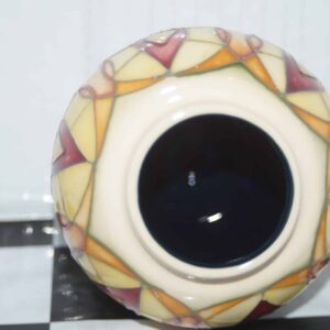 Moorcroft ginger jar "candle glow", nicola slaney 11cm unboxed 2012