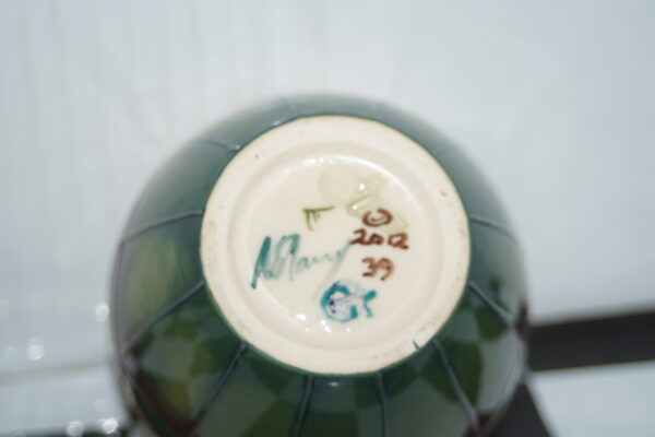 Moorcroft ginger jar "candle glow", nicola slaney 11cm unboxed 2012
