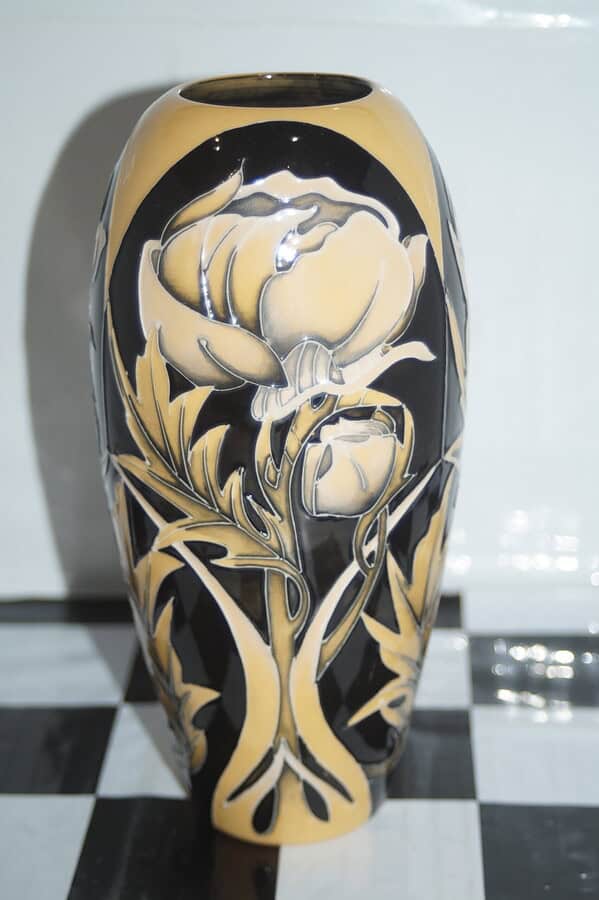 Moorcroft vase globe flower , vicky lovatt trial 19cm unboxed approx 2013