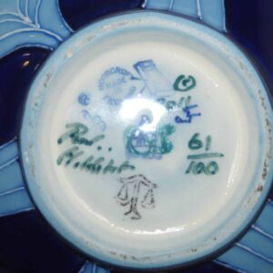 Moorcroft vase royal arrival at windsor castle nicola slaney 12.5cm unboxed 2013