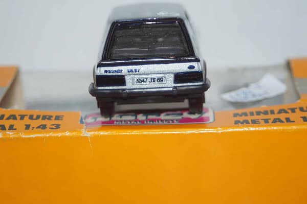 Norev ford escort xr3i 1980's silver 1:43 diecast