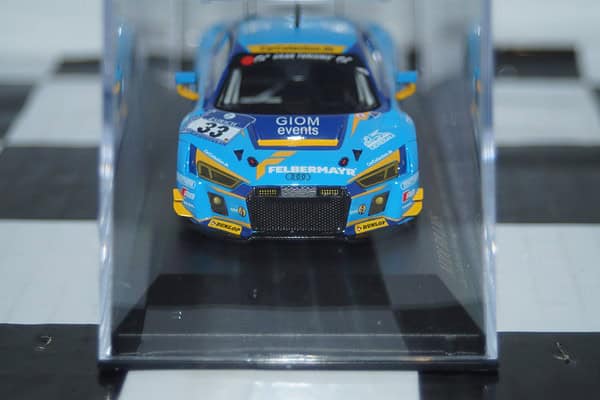 Minichamps audi r8 lms 24hr nurburgring 2016 1:43 437 161133