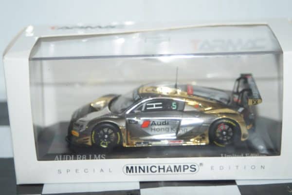 Minichamps audi r8 lms blancpain gt series asia 2017  1:43 437 171105