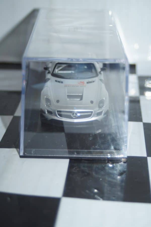 Minichamps mercedes benz slr amg gt3 2014 silver 1:43 413 143293