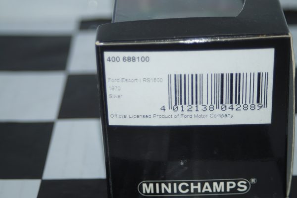 Minichamps ford focus rs 2009 green metallic 400 088102 1:43