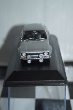 Minichamps ford focus rs 2009 green metallic 400 088102 1:43