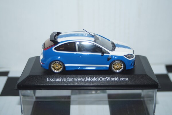 Minichamps ford focus rs le mans edition 2010 white with blue 400 088172 1:43