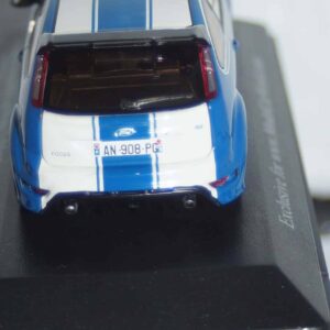 Minichamps ford focus rs le mans edition 2010 white with blue 400 088172 1:43