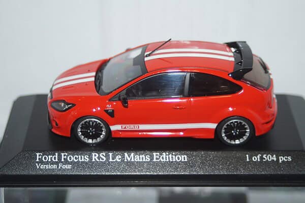 Minichamps ford focus rs le mans edition 2010 red 400 088167 1:43