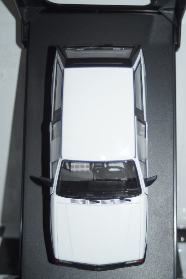 Whitebox opel / vauxhall corsa a sr 1985 white 1:24 wb124239-o