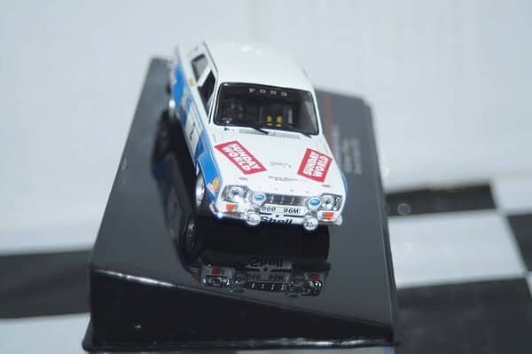 Ixo ford escort mk1 rs 1600 #2 circuit of ireland 1975 rac438.22 1:43 diecast