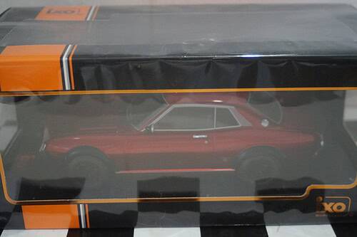 Ixo toyota celica 2000 gt(ra21)  "custom" 1977 metallic red 1:18 18rmc190.22