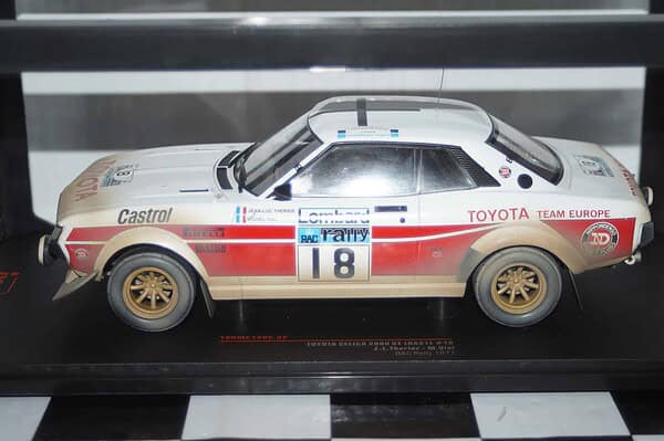 Ixo toyota celica 2000 gt(ra21) #18 rac rally 1977 j-l.therier 1:18 18rmc189c