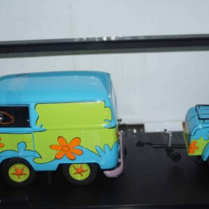 Solido volkswagen kool kombi 2024 ghost hunter with trailer 1:18 s1810904