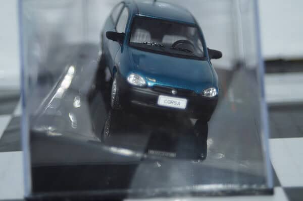 Ixo opel corsa b swing 1995 turquoise 1:43rd ref clc581n.22