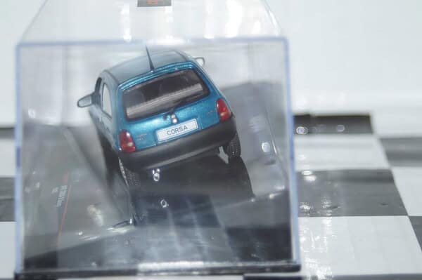 Ixo opel corsa b swing 1995 turquoise 1:43rd ref clc581n.22