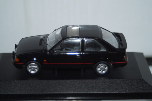 Vanguards ford escort mk4 xr3i black 1/43 ref va14307a