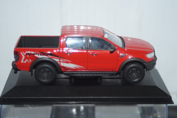 Vanguards ford ranger raptor x se true red 1/43 ref va15204