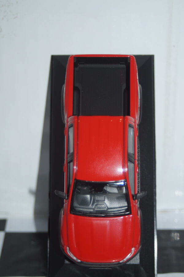 Vanguards ford ranger raptor x se true red 1/43 ref va15204