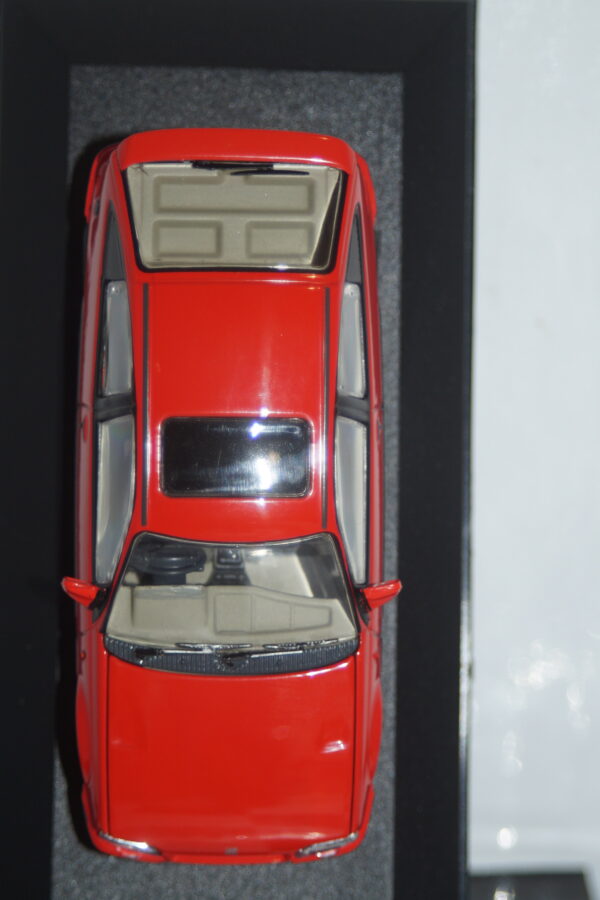 Vanguards vauxhall astra gte 16v carmine red va13208 1:43