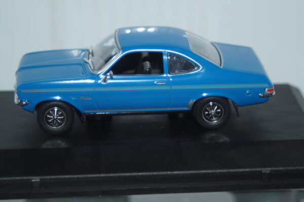 Oxford diecast vauxhall firenza1800 sl in red 1:43rd ref vf002