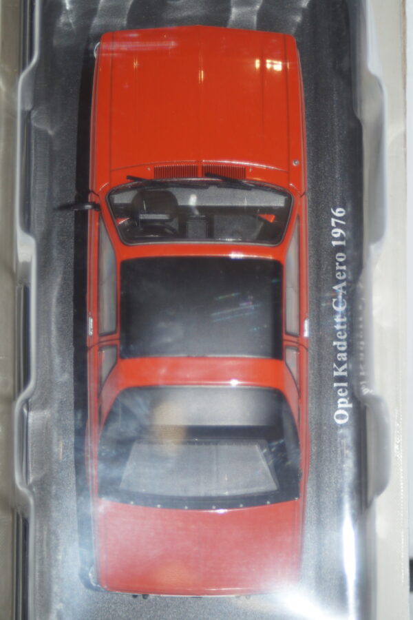 Altaya ixo opel kadett c aero red 1976 in 1/24th