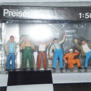 Preiser hand painted figures of workmen / truckers 68202 1:50