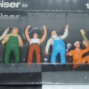 Preiser hand painted figures of workmen / truckers 68202 1:50
