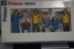 Preiser hand painted figures of workmen  68200 1:50