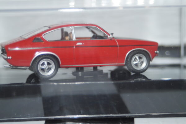 Ixo opel kadett c coupe sr red 1976 clc490n 1:43