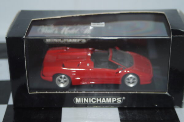 Minichamps lamborghini diablo roadster 1994 red 103580