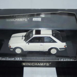Minichamps ford escort mk3 xr3i 1982 white 3 door 1:43 diecast