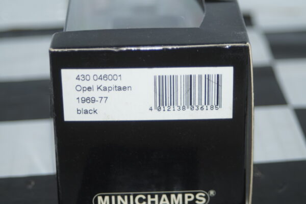 Minichamps opel kapitan 1969-1977 in black 1:43 430 046001