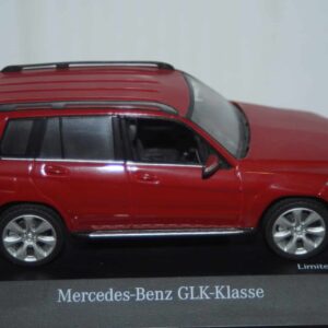 Schuco mercedes benz glk-klasse red 1:43 ref  07246